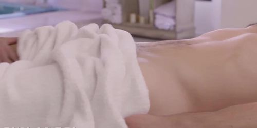 Masseuse Demands Her Own Happy Ending "This Is About Me Not You" - EvilAngel