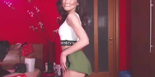 Sexy Asian Girl Dances