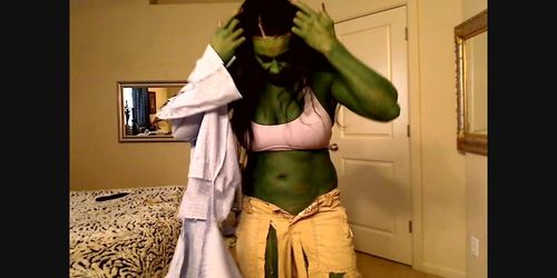 She hulk still growing (Laurie Steele)