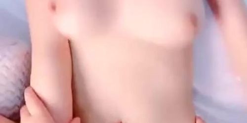 Beautiful Breasts And Beautiful Legs And Steamed Buns