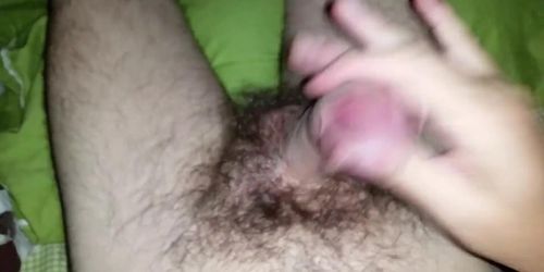 Horny dude jerking off (Dude Likes)