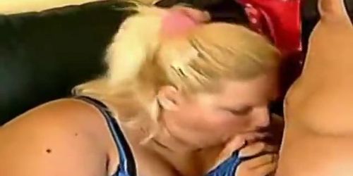 BBW Melinda sucking dick (rare video)