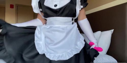 Maid Solo (Dani Daniels)