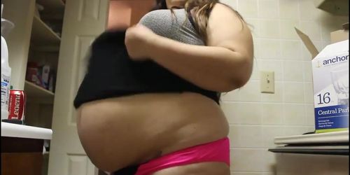 BBW aches inside stomach