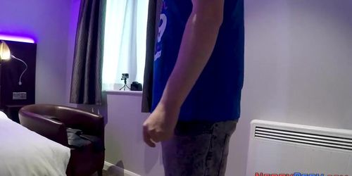 NERD PERVERT - Tattooed brit gets facial sucking