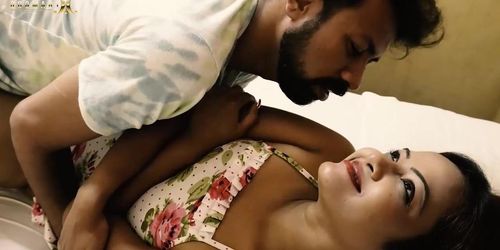 Desi Stepsis Ne Kiya Bhai Ka Massage