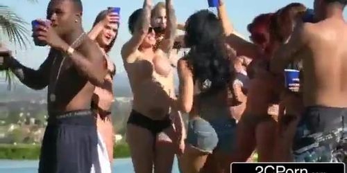 Spring break orgy party - Christy Mack, Raven Bay, Rikki Sixx, Romi Rain