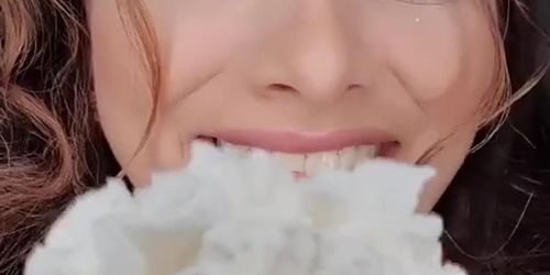 Sloppy Banana Sundae Sucking