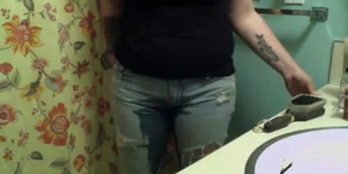 BBW Pee in Peants