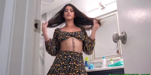 Horny Sophia wants Ike Diezels huge cock inside her muffin