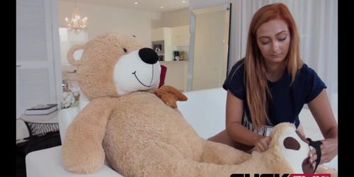 Kadence Marie In Immature Spinner Caught Fucking A Teddy Bear