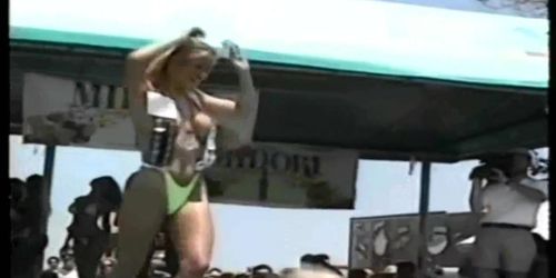 BIKINI CONTEST - Party Naked In Public