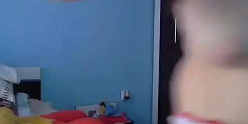 Young chubby busty live nude webcam - Tnaflix.com