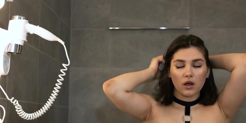 Ellie Luna Wet Orgasm