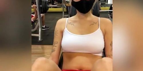 upskirt flash gym