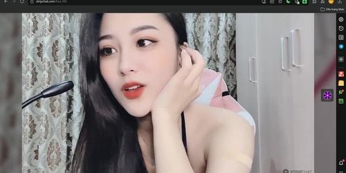 Clip sex Kka_Mmi livestream thu? dâm mo?c bi?m n???c v?ng tung to?e-p1