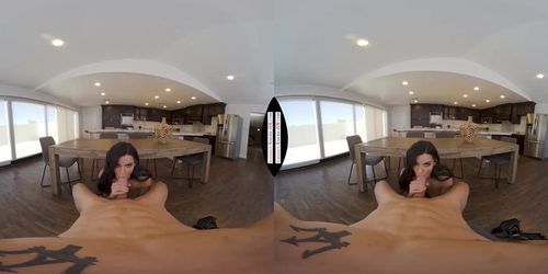 Hot Mother Becky Vr