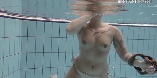 Chubby cutie underwater naked