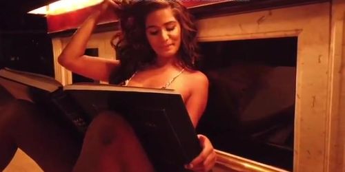 Poonam Pandey Hot