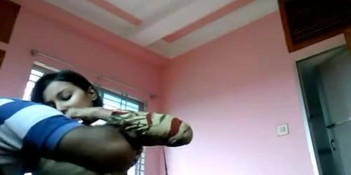 indian homemade sex video of desi babe roshnie with her boyfriend juicy tits sucked and blowjob sex