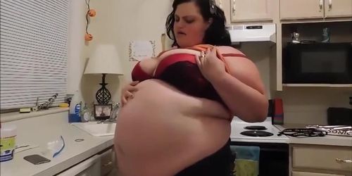 Stinking Burps porn video – SSBBW Sabrina all day stuffing weigh-in 10-31-17 plus burps