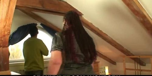 Bookworm mature gets her fat pussy hammered