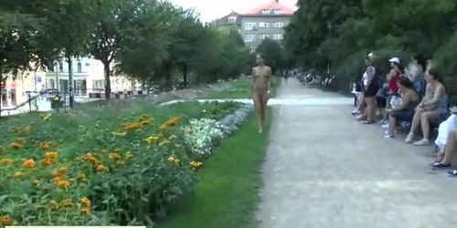 Sweet Girl Jenny Shows Her Hot Body On Public Streets