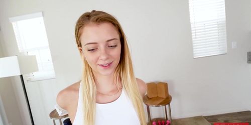 Skinny Riley Is A Fit Teen Star 4K - Riley Star