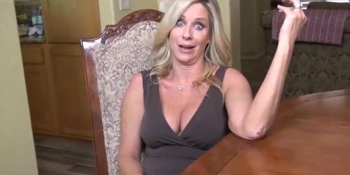 Sexy mature MILF jerks off (Jodi West)