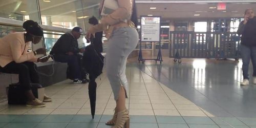 bubble Butt in Skirt Public 3