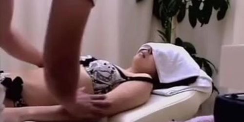 Hardcore pounding for a hot Asian girl in voyeur massage clip