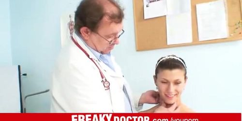 Petite Brunette Amanda Vamp Hairy Cunt Check-Up At Gyno