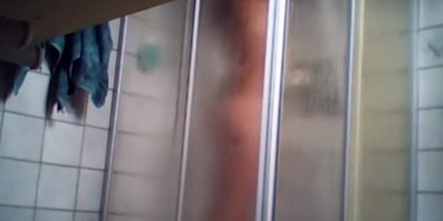 Young sister's ass and pussy in a shower