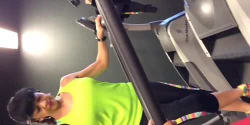 Gym gilf bulge flash big eyes 2