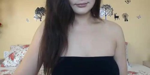 sexy brunette with amazing boobs on cam (Beauty Dior)
