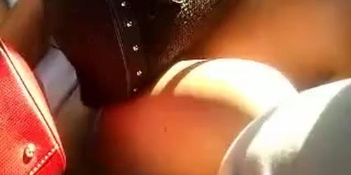 Bus... upskirt. IL.