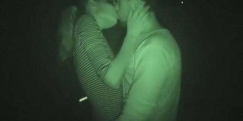 Inexperienced couple fucks in complete dark!