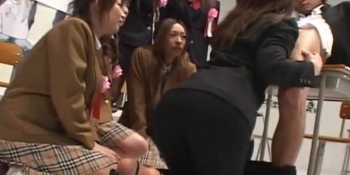 Crazy Japanese Game Show Riri Kouda Gives Blowjob Instructions while Schoolgirls Watch