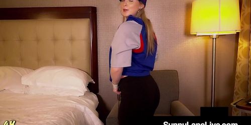 super cute cubs fan sunny lane finger fucks in ode to baseball!