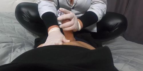 POV Nurse MIFL in gloves gives amazing handjob on quarantine