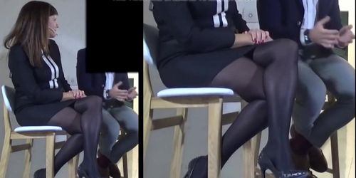 Amazing Legs in Black Pantyhose (Beauty Dior)