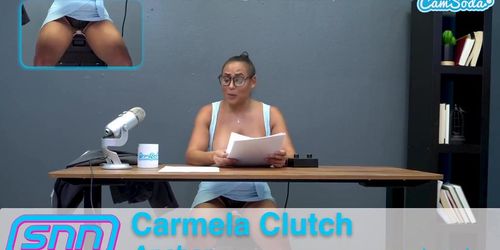 Camsoda News Network Reporter reads out news as she rides the sybian