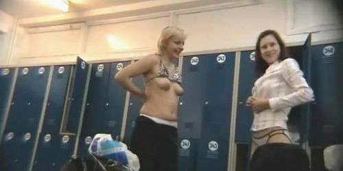 Hidden Camera Video. Dressing Room N 414