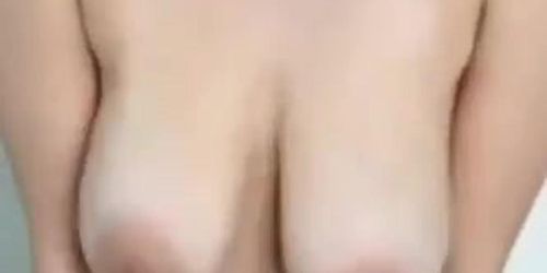 Beautiful girl masturbation