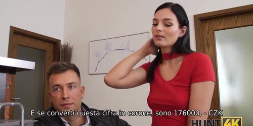 HUNT4K. Hunter meets a super hot model who runs out of money