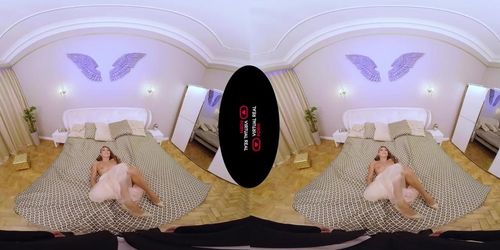 Glamour Creampie in VR Porn (Michael Fly)