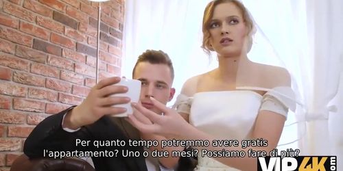 VIP4K. La bellezza in abito da sposa succhia il cazzo dello sconosciuto e si fa scopare (Stacy Cruz)