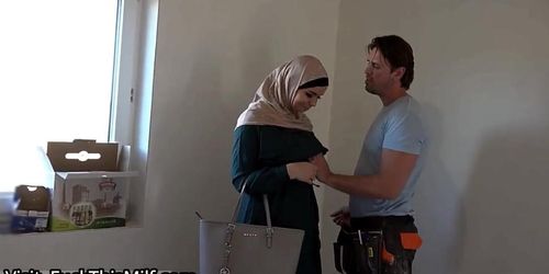 MUSLIM CUCKOLD FUCKING