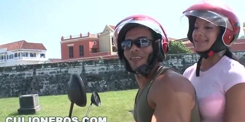 Culioneros - We Find Latin Girl Juliana On A Scooter And Bring Her Home