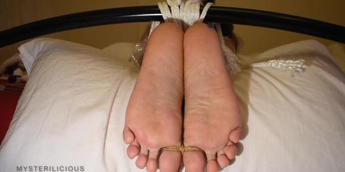 Mysterilicious Soles Mummification Tickling